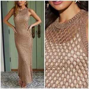 Sandy midi dress, size medium from Vici.